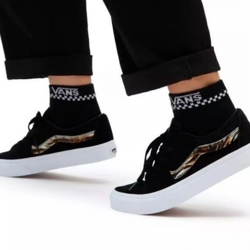 Vans SK8 Low Black Suede Tiger Skate Shoe